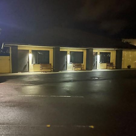 Kauri Court Motel Palmerston North Kültér fotó