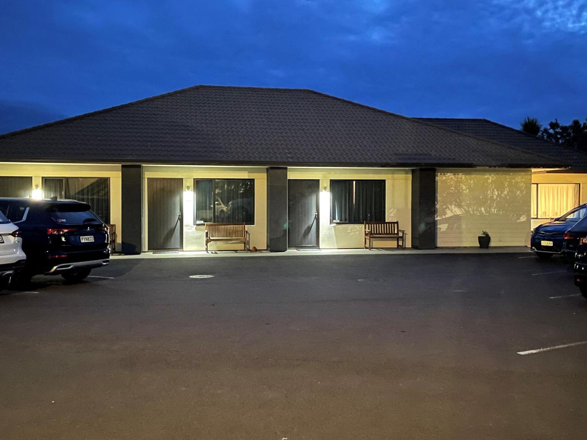 Kauri Court Motel Palmerston North Kültér fotó