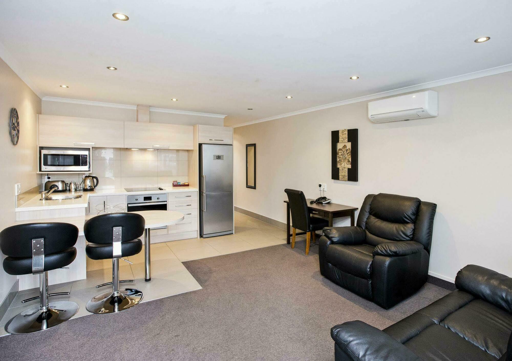 Kauri Court Motel Palmerston North Kültér fotó