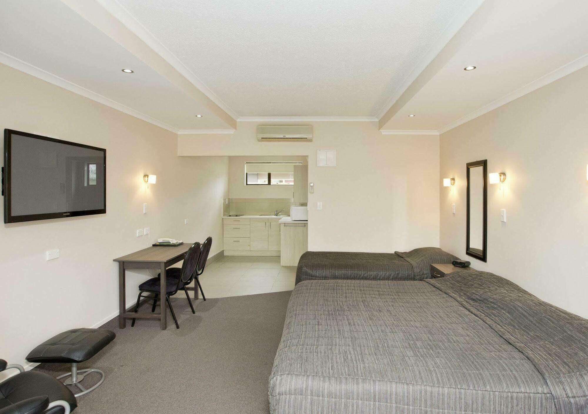 Kauri Court Motel Palmerston North Kültér fotó